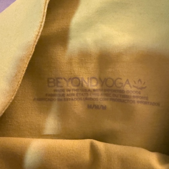 Beyond Yoga Set - Picture 4 of 5